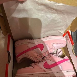 Triple pink nike dunk low